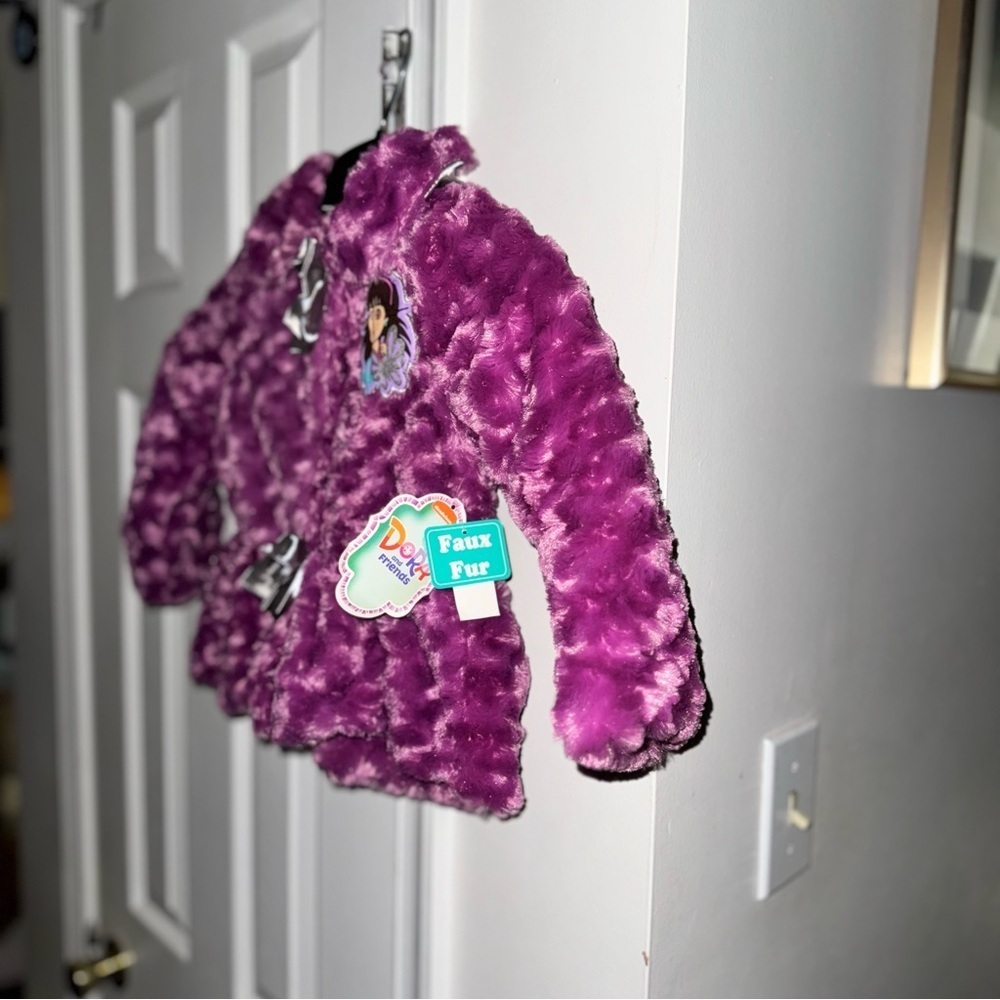 NICKELODEON Dora & Friends Girls 3T Purple Faux Fur Sparkle Jacket Coat Bows NWT - Picture 7 of 16